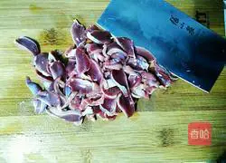 Illustration of how to make Thai delicious chicken gizzards 4