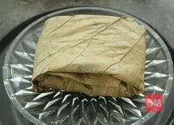 Illustration of how to make steamed pork with lotus leaf powder 5