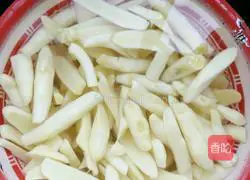 Illustration of how to make pickled vegetables and young ginger 3