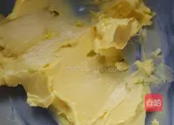 Pink Memories (Coconut Balls) Recipe Illustration 1