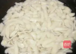 Illustration of how to make tomato, egg and vegetable noodles 4