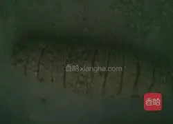 Yinlu Babao Porridge and Golden Nematode Bread (Curry Salt and Pepper Fish Sausage) Recipe Illustration 4