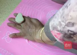 Illustration of how to make oatmeal noodles 3