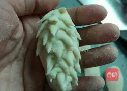 Illustration of how to make sesame candy hedgehog buns 14