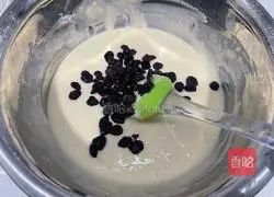 Cranberry Muffin Cake Recipe Illustration 6