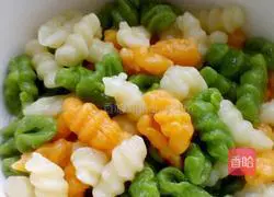 Illustration of how to make colorful mochi 8