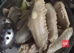 Illustration of how to make beer sauce duck 2