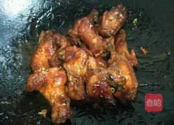 Illustration of braised chicken wings 10