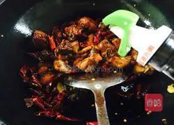 Illustration of how to make spicy chicken 11