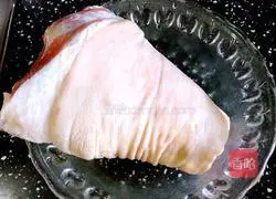 Illustration of how to make Dongpo elbow to attract wealth 1