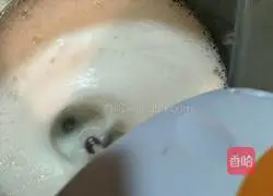 Illustration of how to make chiffon cake 6