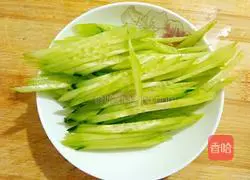 Illustration of how to make bacon and eggplant rolls 5