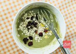 Matcha Oatmeal Muffin Recipe Illustration 6