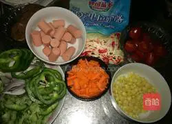 Pictures of making sausage pizza 1