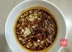 Illustration of rice cooker braised chicken 3