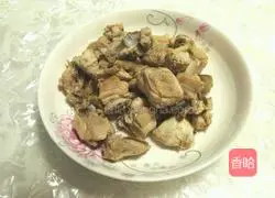 Illustration of how to make green pepper chicken 3