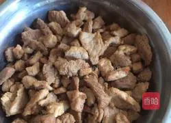 Illustration of how to make lettuce wraps 4