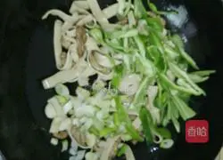 Illustration of how to make thousands of shredded pork 6