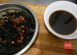 Illustration of how to make braised pork with tea and plum vegetables 15