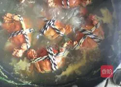 Illustration of how to make noodles with crabs 7