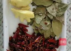 Illustration of how to make spicy fish mouth 2