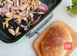 Illustration of making ciabatta sandwich 4