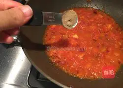 Illustration of how to make pizza toppings 9