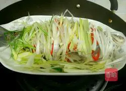 Steamed Wuchang Fish ✌How-to Illustration 5