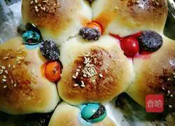 Christmas Bread Recipe Illustration 9