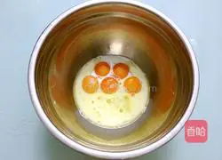 Rainbow Cake Recipe Illustration 3