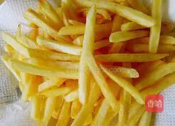Illustration of how to make frozen French fries 6