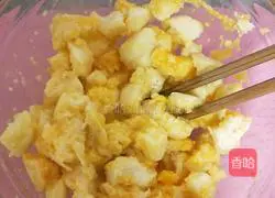 Illustration of how to make pan steamed bun pizza 12