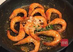 Illustration of home-style oil-fried shrimp 7 