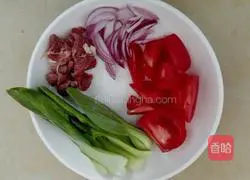 Illustration of how to make fried Italian pasta 1