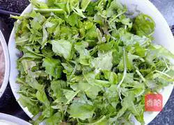 Illustration of how to make shepherd's purse tofu soup 2