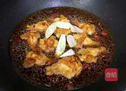 Illustration of how to make spicy chicken wing roots 9