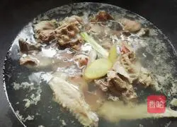 Illustration of how to make ginger duck in casserole 4