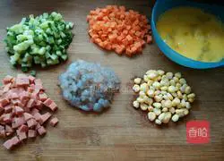 Illustration of how to make rice with lettuce 1