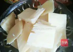 Illustration of how to make marinated beef tendons (barbeque version) 3