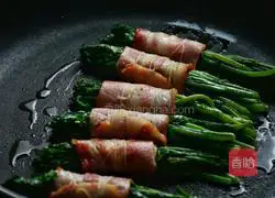 Illustration of how to make abalone sauce, chrysanthemum and bacon rolls 7