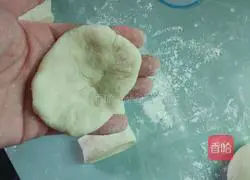 Illustration of how to make sesame candy hedgehog buns 11