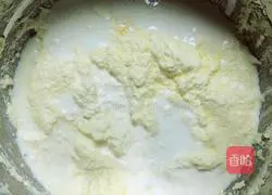 Illustration of how to make meat floss and seaweed muffin cake 7