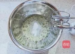 Illustration of how to make two-color cake rolls 7