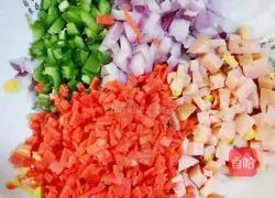 Illustration of how to make pizza with a household electric baking pan 1