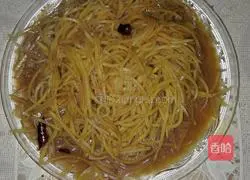 Illustration of how to make fried potato shredded pancakes 2