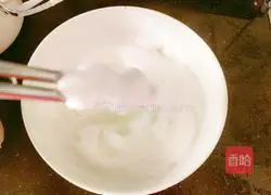 Illustration of how to make pear blossoms 11