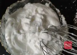 Illustration of how to steam cake in rice cooker 5