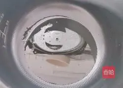 Illustration of how to make rice cooker chiffon cake 12