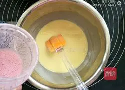 Fresh strawberry ancient flavor Gulu Cake recipe illustration 5