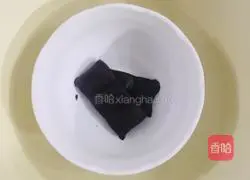 Chocolate Ancient Grass Cake Recipe Illustration 2